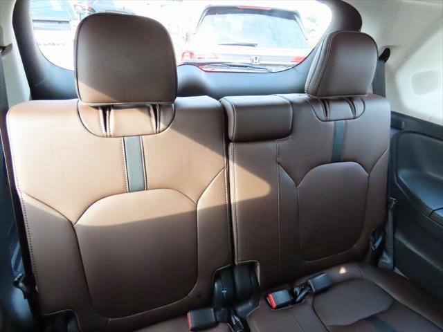 used 2024 Honda Pilot car, priced at $50,995