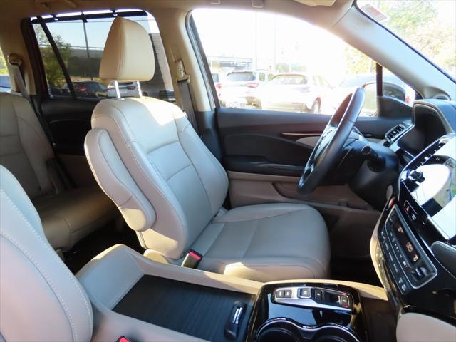 used 2022 Honda Pilot car, priced at $38,750