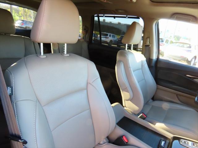 used 2022 Honda Pilot car, priced at $38,750