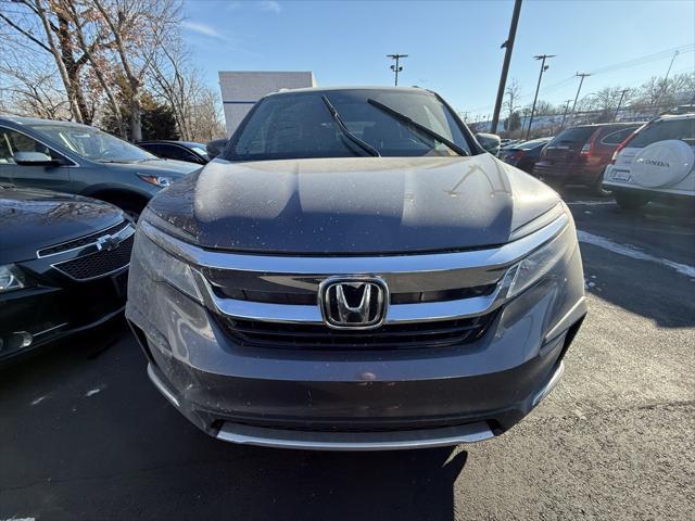 used 2022 Honda Pilot car, priced at $35,750