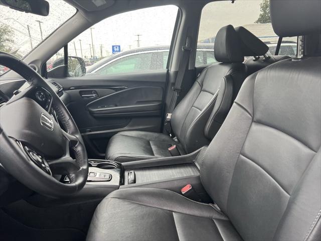 used 2022 Honda Pilot car, priced at $35,390