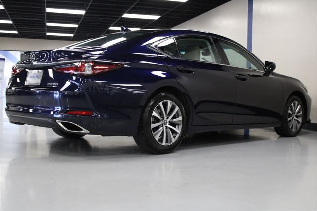 used 2020 Lexus ES 350 car, priced at $31,800