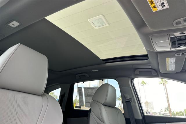 new 2025 Acura MDX car, priced at $60,150