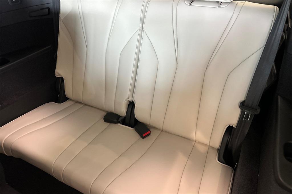 new 2025 Acura MDX car, priced at $72,500