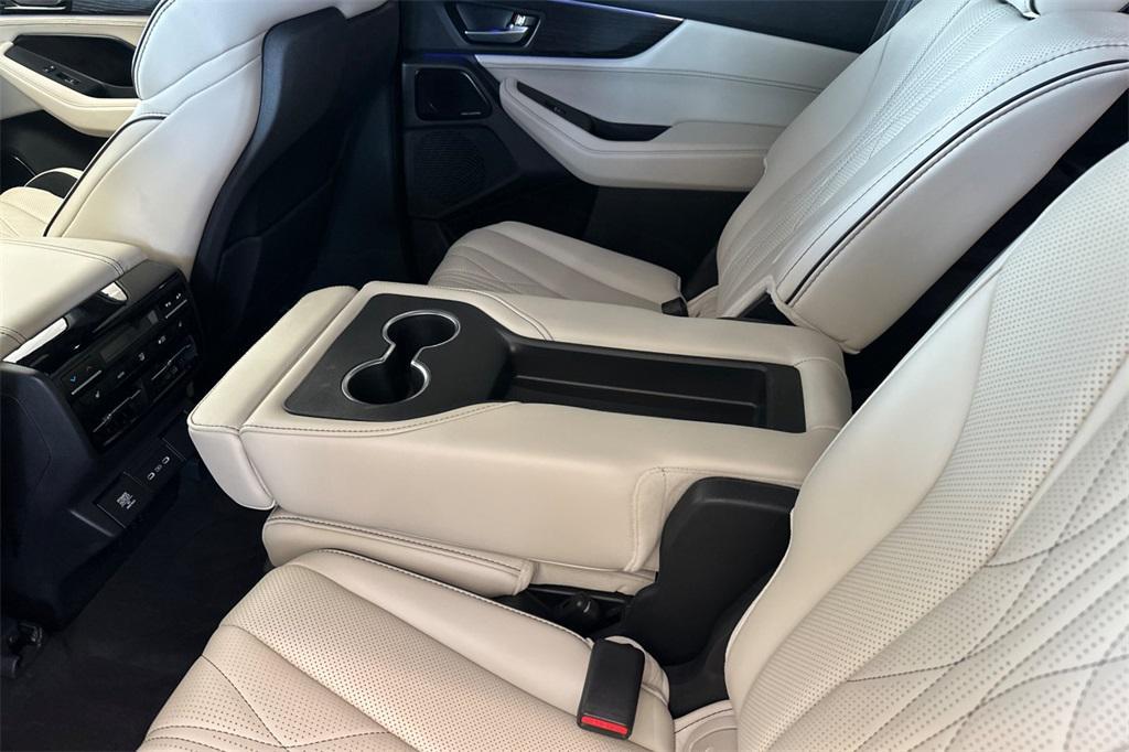 new 2025 Acura MDX car, priced at $72,500