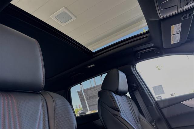 new 2025 Acura MDX car, priced at $70,250