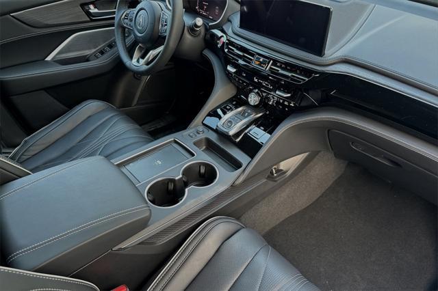 new 2025 Acura MDX car, priced at $68,250