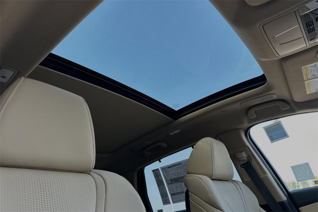 new 2025 Acura MDX car, priced at $60,750