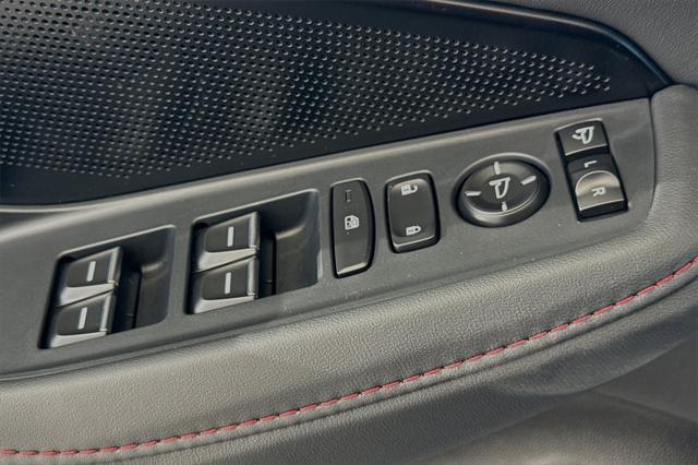 new 2025 Acura MDX car, priced at $76,600