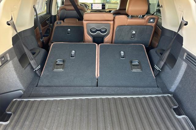 new 2025 Acura MDX car, priced at $60,750