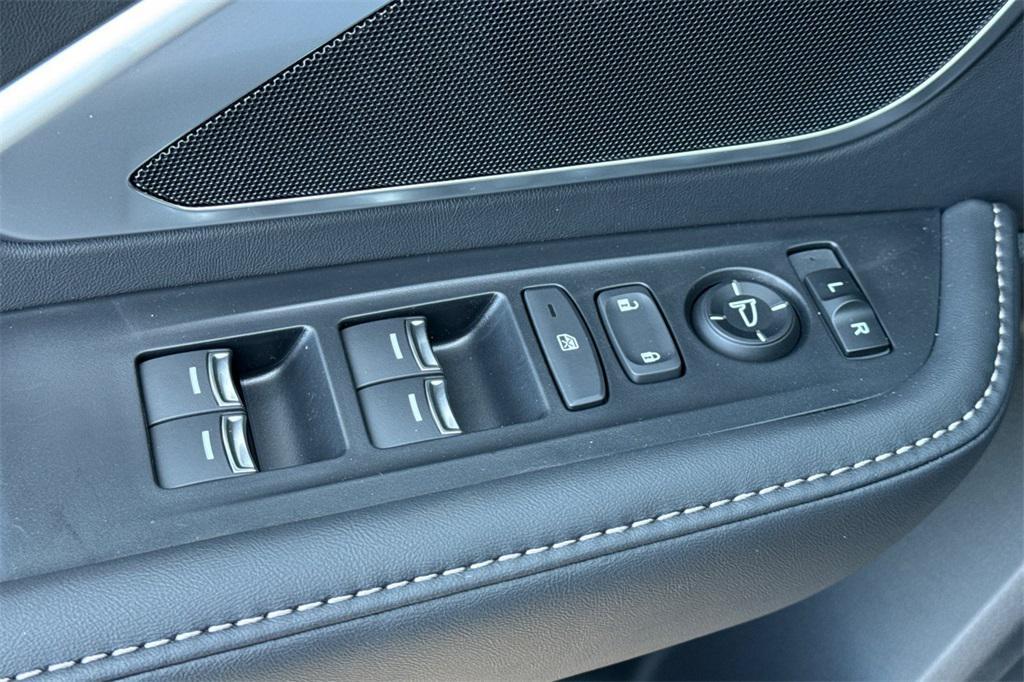 new 2026 Acura RDX car, priced at $45,894