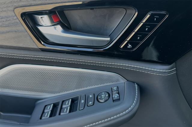 new 2025 Acura MDX car, priced at $68,250