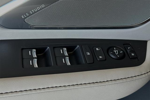 new 2025 Acura RDX car, priced at $49,250