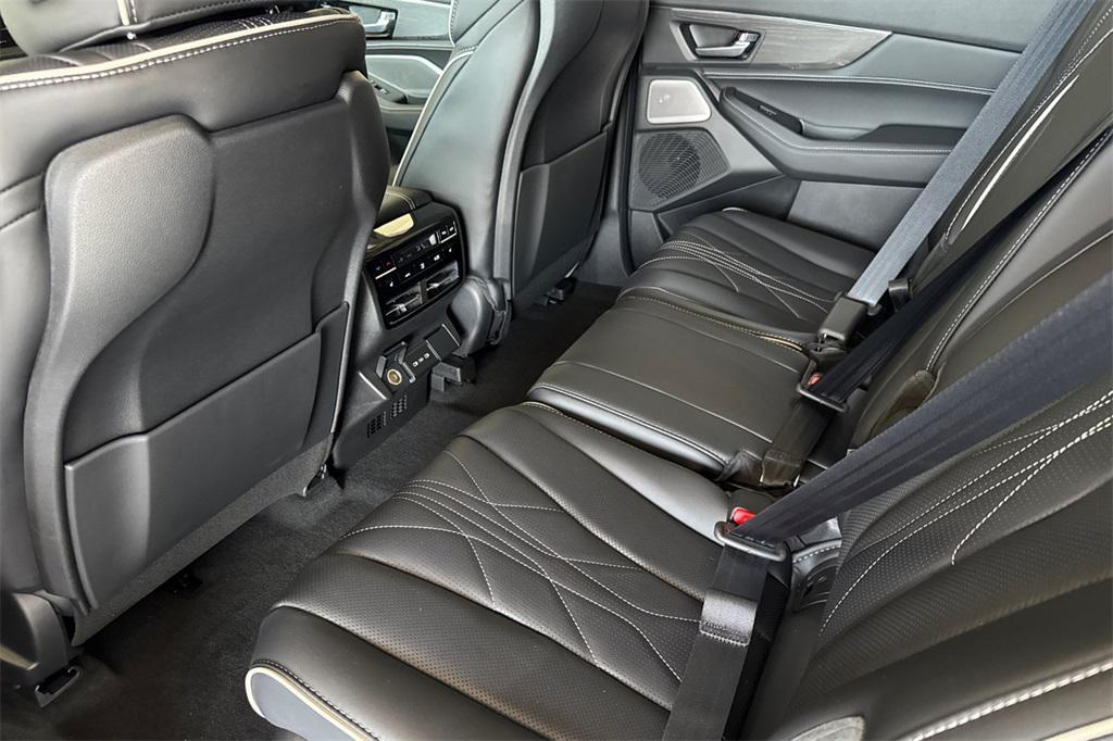 new 2026 Acura MDX car, priced at $68,250