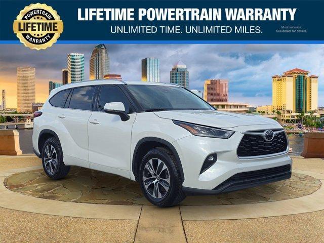 used 2021 Toyota Highlander car, priced at $28,660