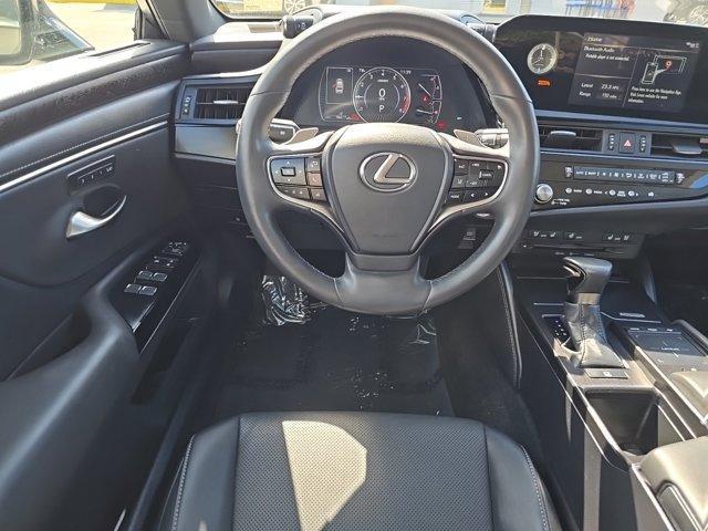 used 2022 Lexus ES 350 car, priced at $35,640