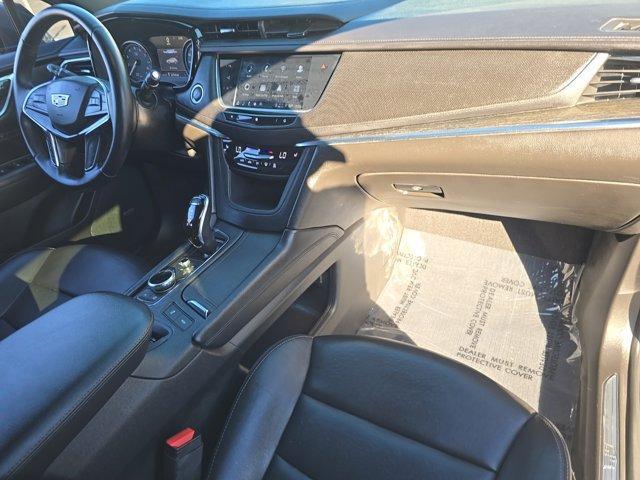 used 2021 Cadillac XT5 car, priced at $26,500