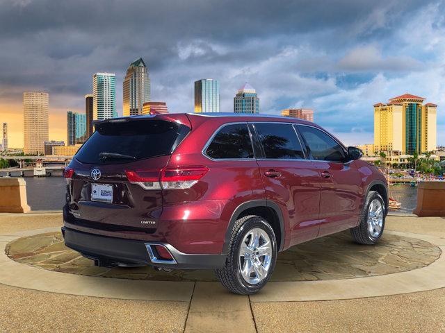 used 2018 Toyota Highlander car, priced at $25,991