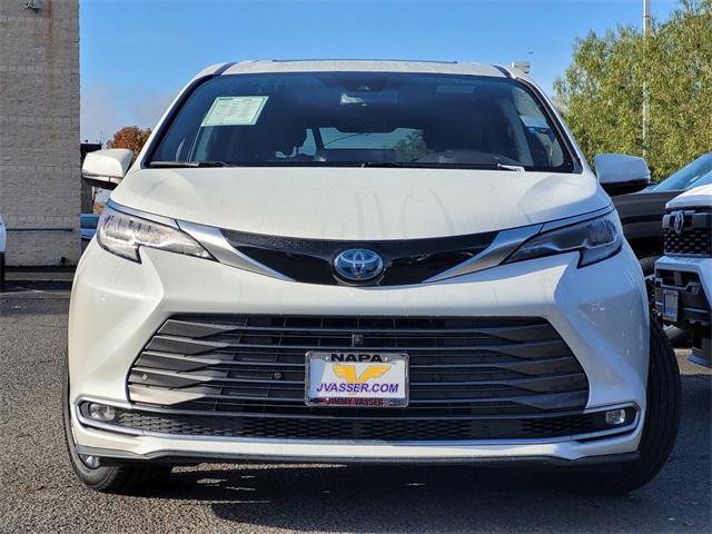 used 2022 Toyota Sienna car, priced at $47,579