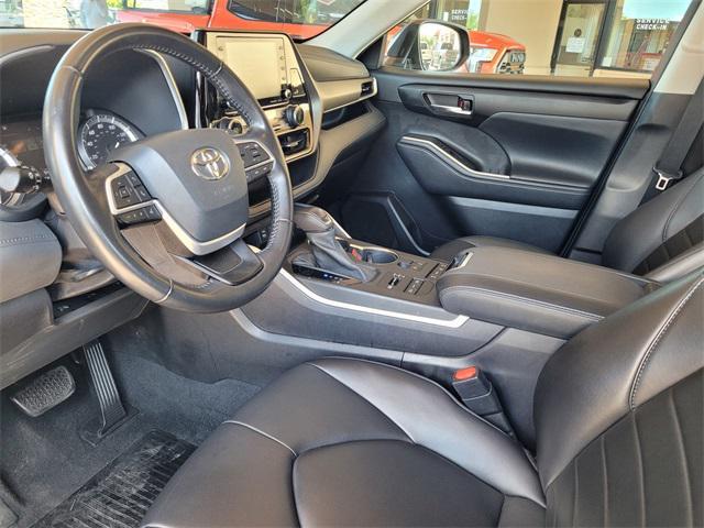 used 2022 Toyota Highlander car, priced at $40,378