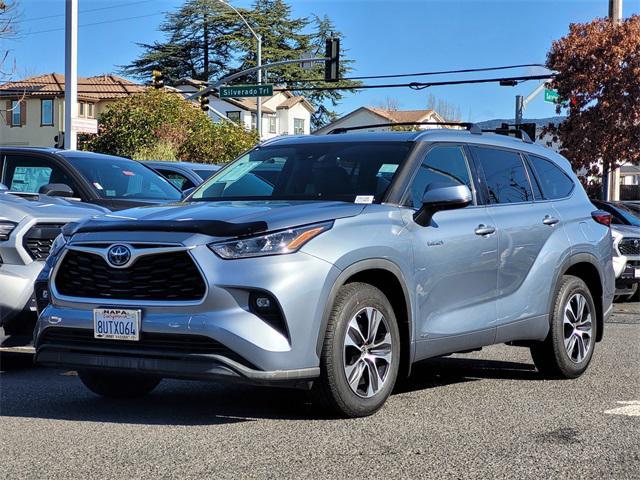 used 2020 Toyota Highlander Hybrid car, priced at $38,322