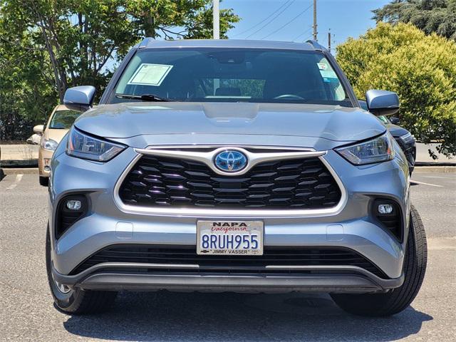 used 2020 Toyota Highlander Hybrid car, priced at $37,355