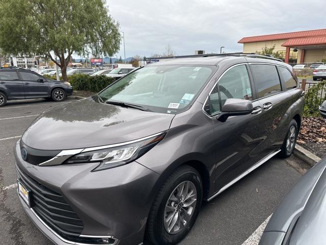 used 2022 Toyota Sienna car, priced at $48,144