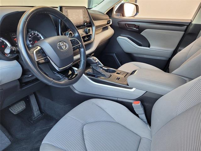 used 2021 Toyota Highlander car, priced at $28,042