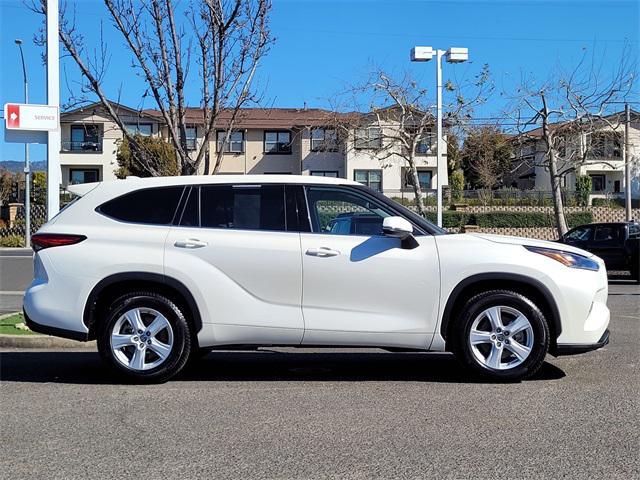 used 2021 Toyota Highlander car, priced at $28,042