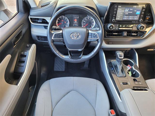 used 2021 Toyota Highlander car, priced at $28,042