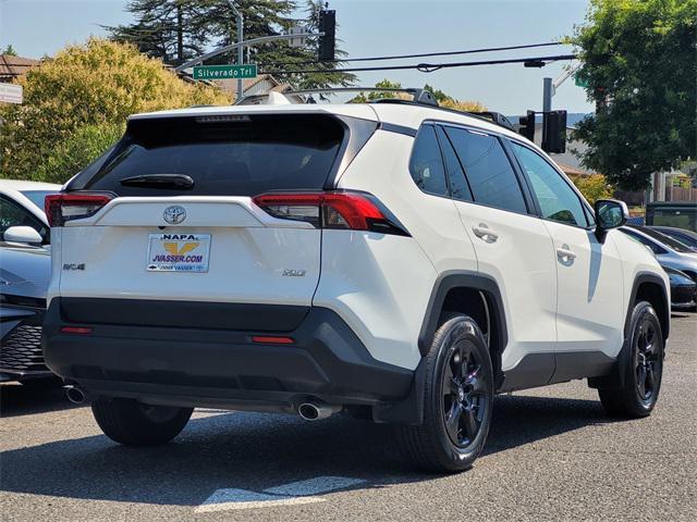 used 2020 Toyota RAV4 car, priced at $22,988