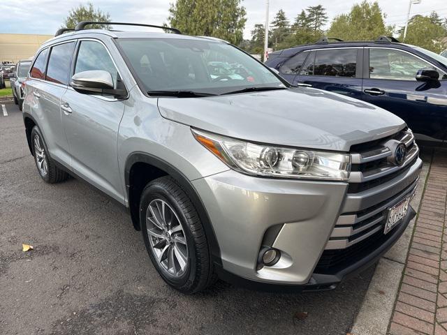 used 2019 Toyota Highlander car, priced at $36,226