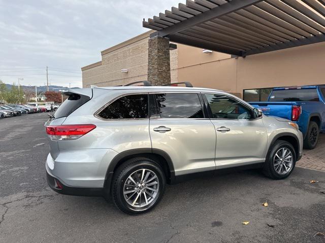 used 2019 Toyota Highlander car, priced at $36,226