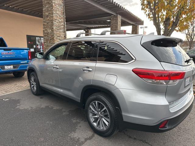 used 2019 Toyota Highlander car, priced at $36,226