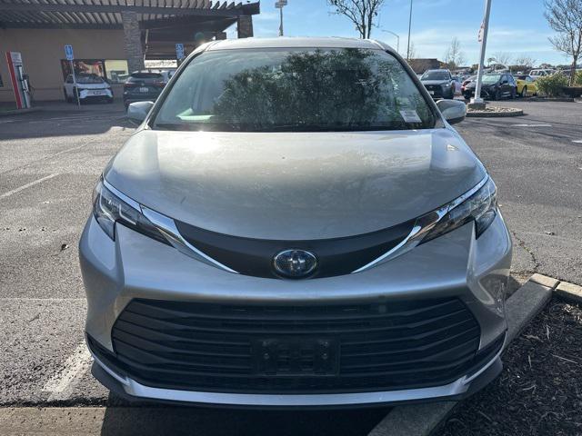 used 2022 Toyota Sienna car, priced at $36,013