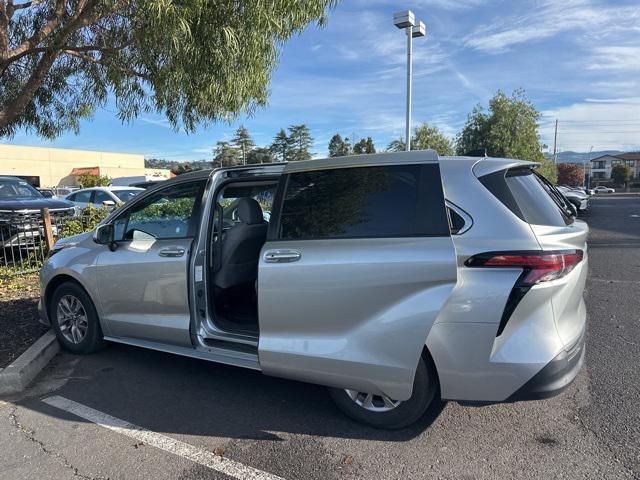 used 2022 Toyota Sienna car, priced at $36,013