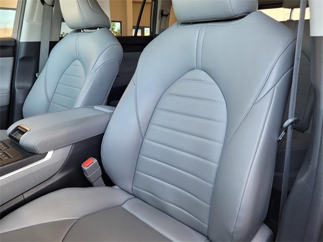 used 2022 Toyota Highlander car, priced at $41,320