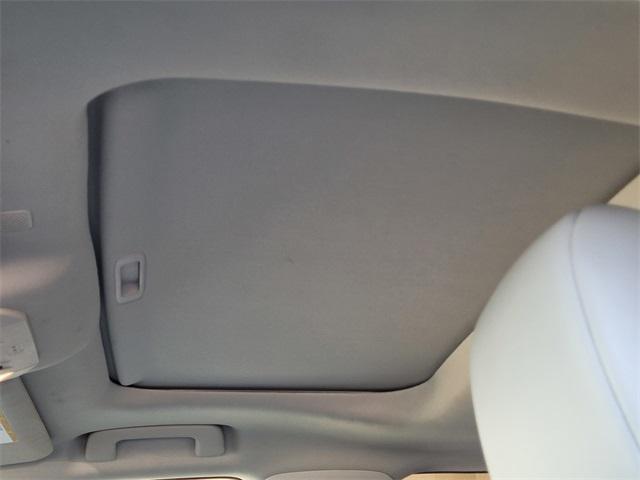 used 2022 Toyota Highlander car, priced at $41,320