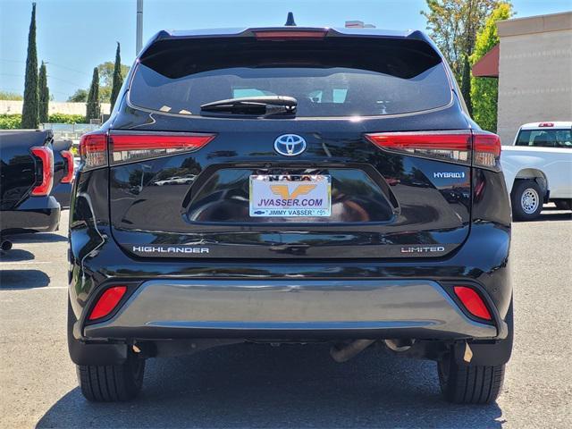 used 2022 Toyota Highlander Hybrid car, priced at $29,889