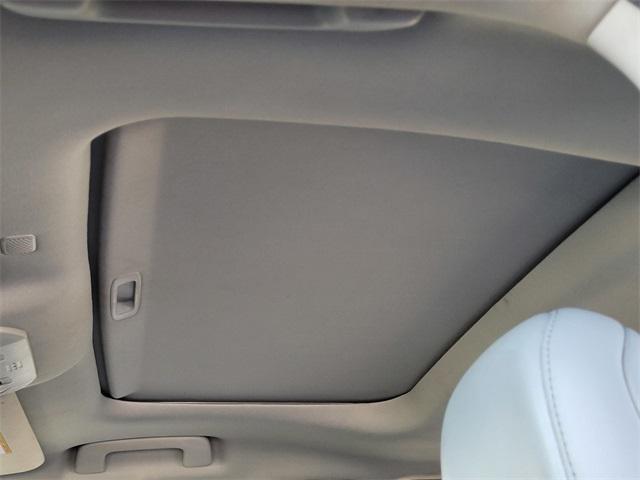 used 2022 Toyota Highlander Hybrid car, priced at $29,889