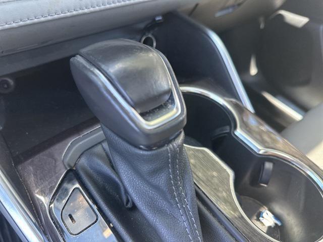 used 2022 Toyota Highlander Hybrid car, priced at $29,995