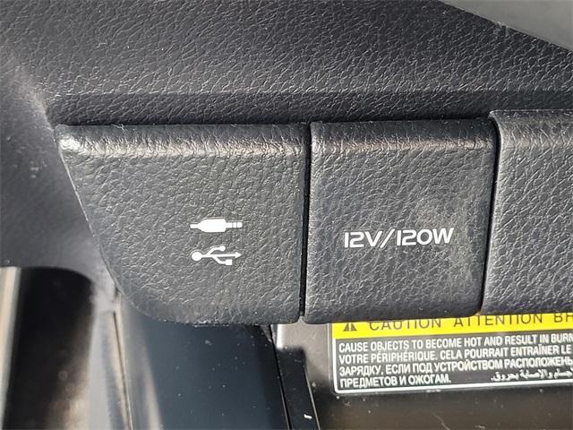 used 2019 Toyota Camry Hybrid car, priced at $18,662