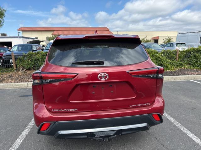 used 2020 Toyota Highlander car, priced at $37,951