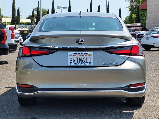 used 2020 Lexus ES 300h car, priced at $34,987