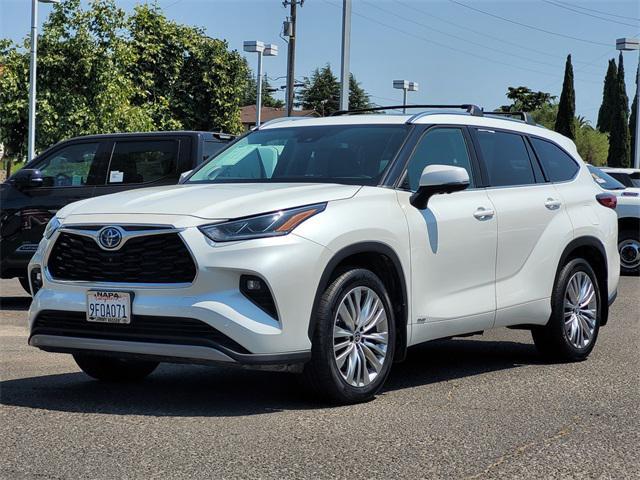 used 2023 Toyota Highlander Hybrid car, priced at $48,422
