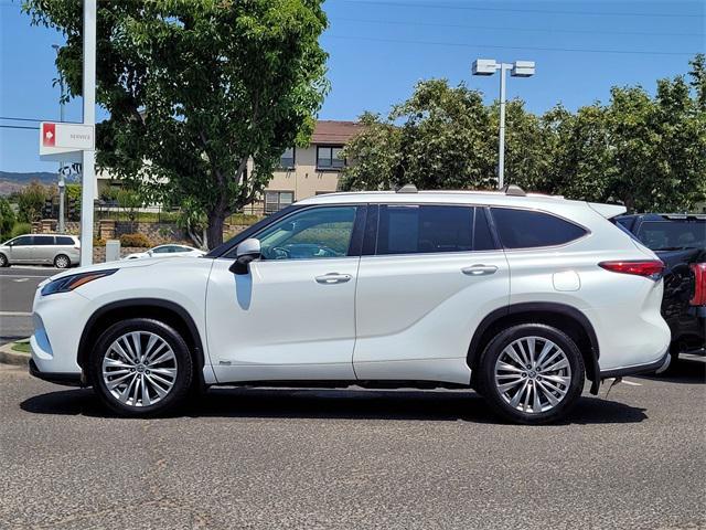used 2023 Toyota Highlander Hybrid car, priced at $48,422