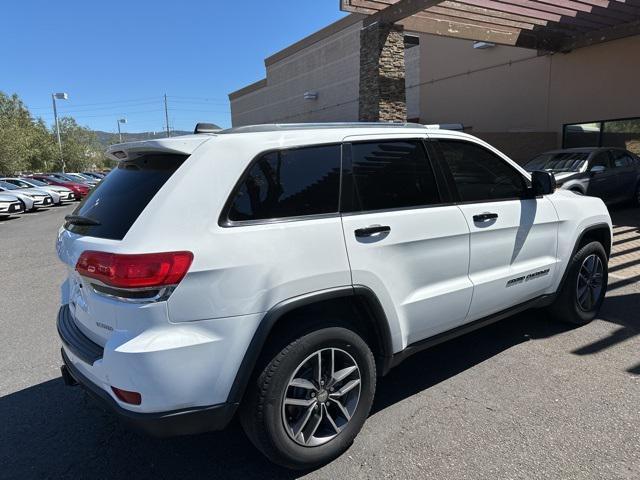 used 2018 Jeep Grand Cherokee car, priced at $19,535
