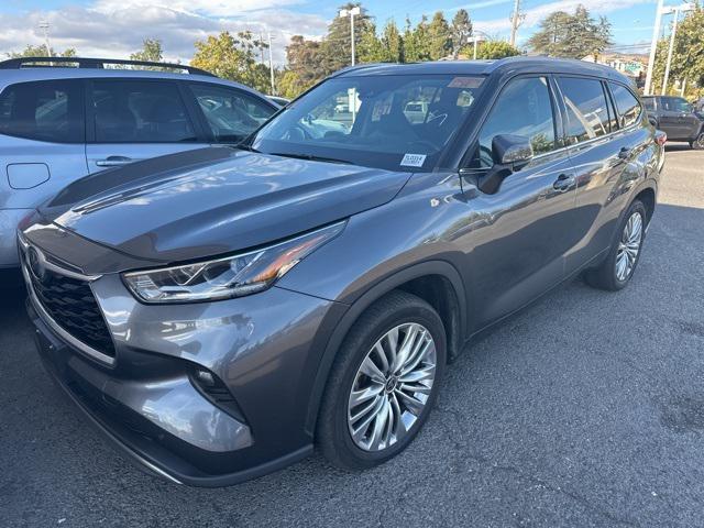 used 2023 Toyota Highlander car, priced at $28,379