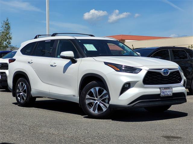 used 2024 Toyota Highlander Hybrid car, priced at $51,840