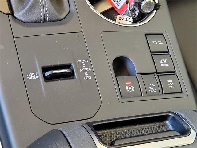 used 2024 Toyota Highlander Hybrid car, priced at $51,840